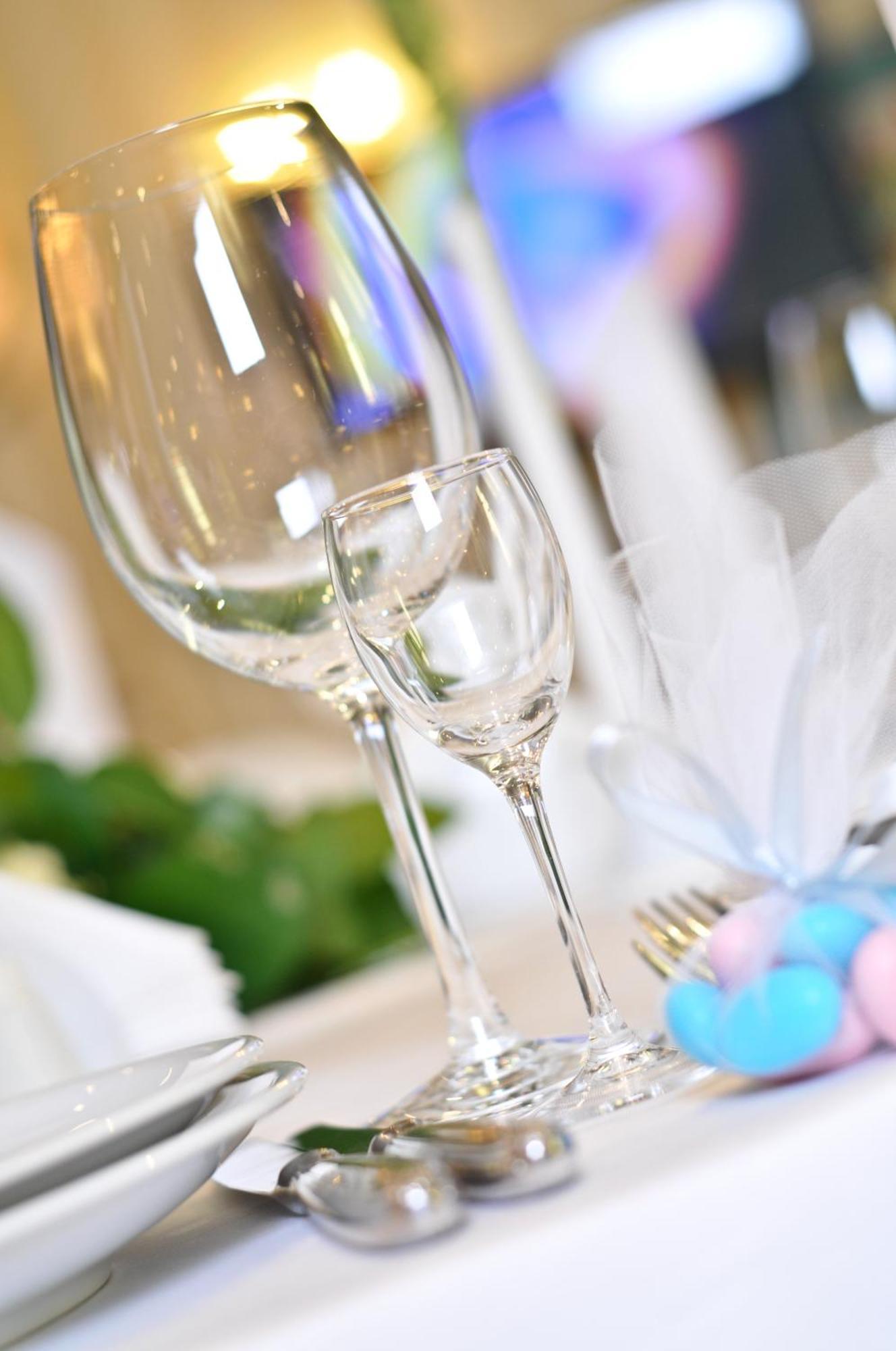 אלמטי Grand Tien Shan Hotel מראה חיצוני תמונה